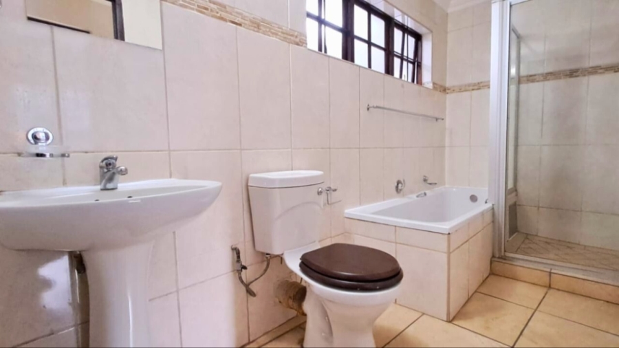 3 Bedroom Property for Sale in Bodorp North West